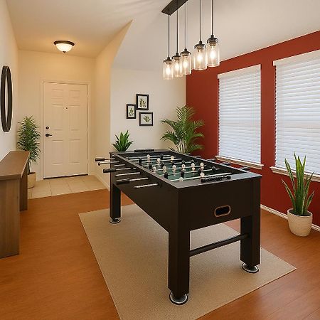 Work, Play & Stay King Bed With Foosball! Aubrey Exterior photo