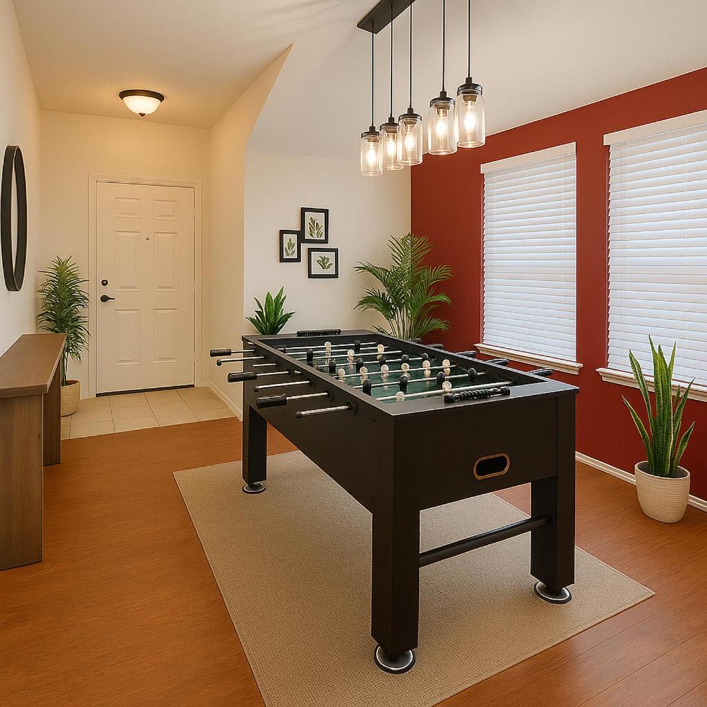 Work, Play & Stay King Bed With Foosball! Aubrey Exterior photo